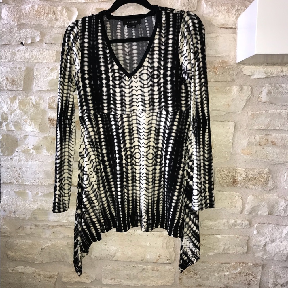 Karen Kane Flowy Top